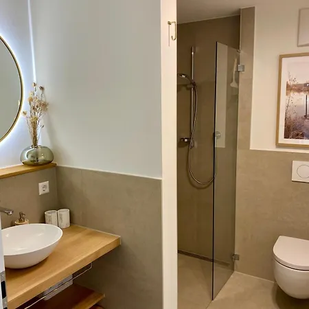 Apartmán Traumhafte & Neu Eingerichtete 